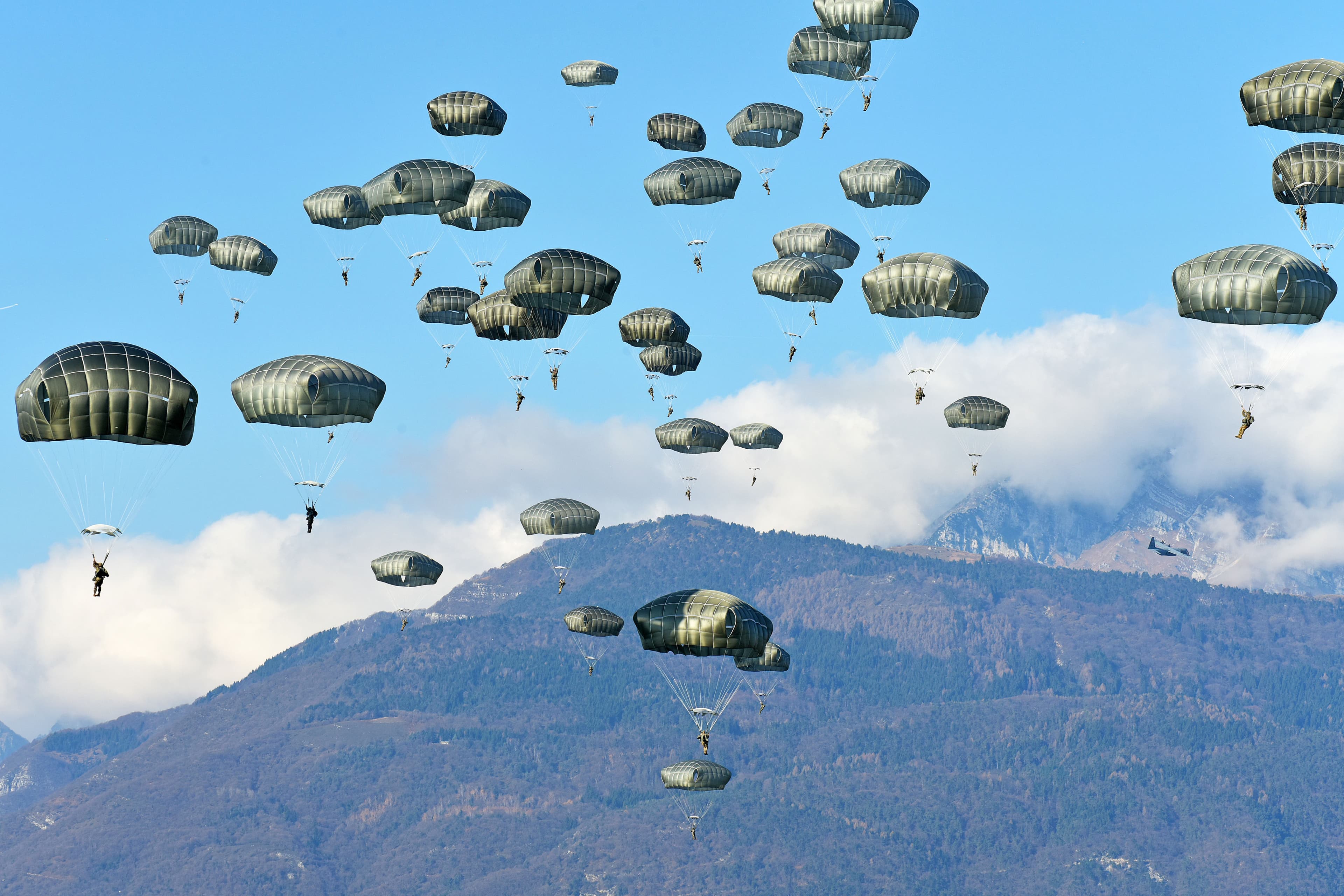 Paratroopers background